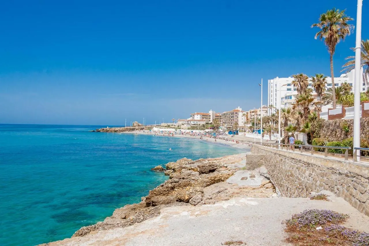 Neptuno Playa Nerja Apartment